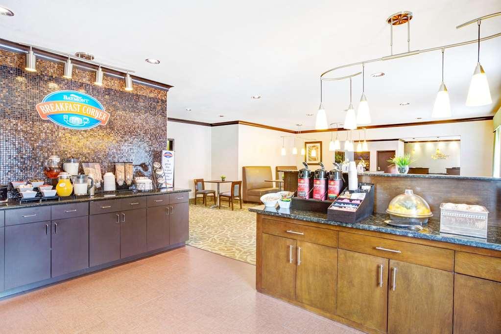 Baymont By Wyndham Dallas/ Love Field Exterior photo